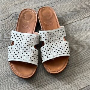 Fitflop White Tan Slide Sandals